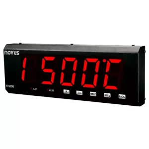 Indicador universal de procesos de gran formato NOVUS N1500G con pantalla de 56 mm de altura y protección frontal IP65 para entornos industriales.